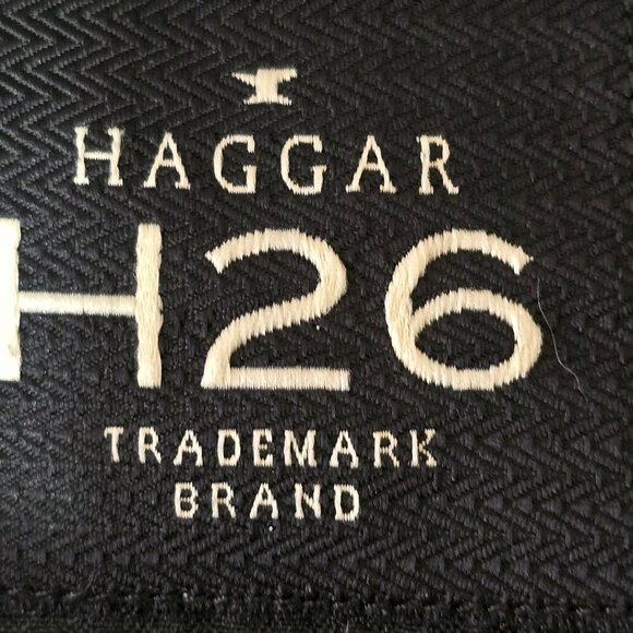 MENS HAGGAR H26 SHORTS BLACK GRAY PLAID SIZE 34 GOLF  100% POLYESTER  EUC - Picture 2 of 7